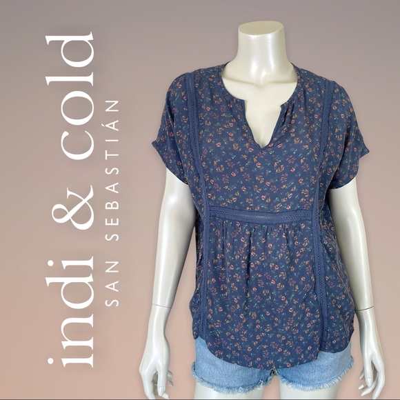 Anthropologie Tops - ANTHROPOLOGIE | Indi & Cold Floral V-neck Boho Blouse